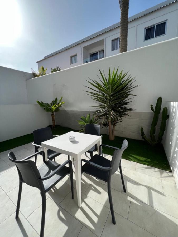 Corralejo Bristol Terrace Apartment Con Giardino Privato Esterno Exterior foto